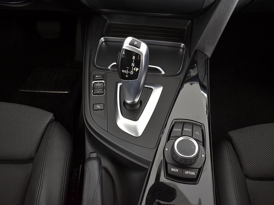 BMW 3 серии 2.0 АКПП, 2016, 92 000 км фото 6