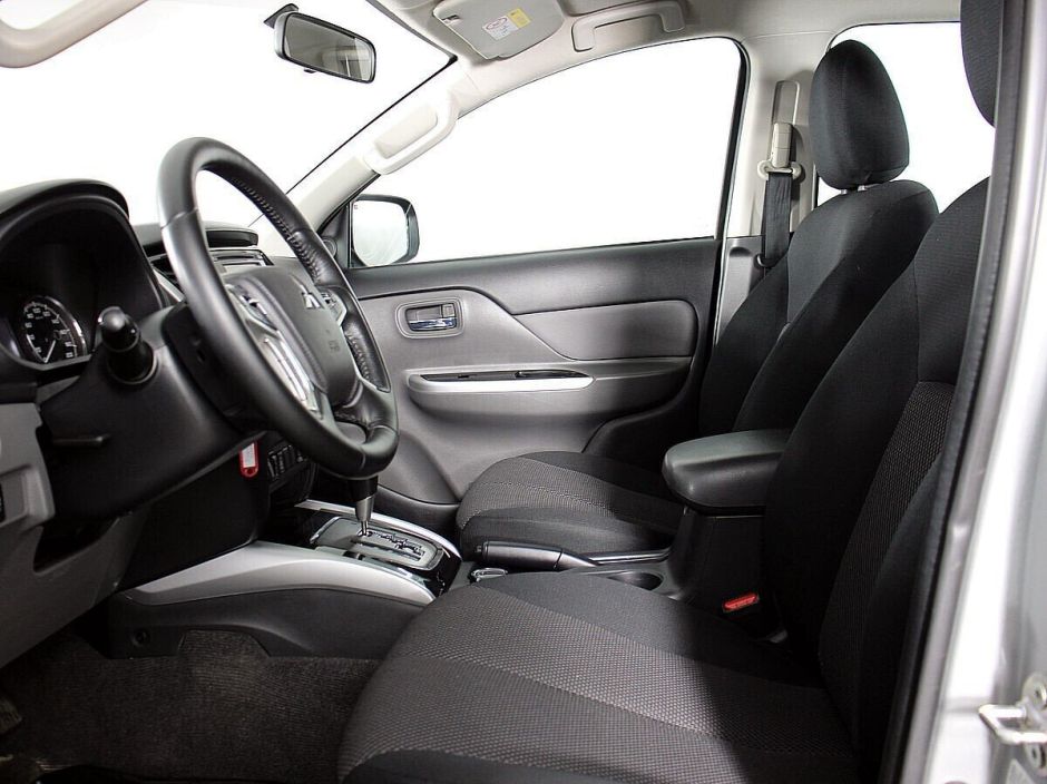 Mitsubishi L200 2.4 АКПП, 2017, 81 000 км фото 3