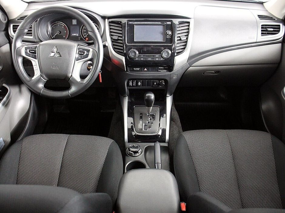 Mitsubishi L200 2.4 АКПП, 2017, 81 000 км фото 5