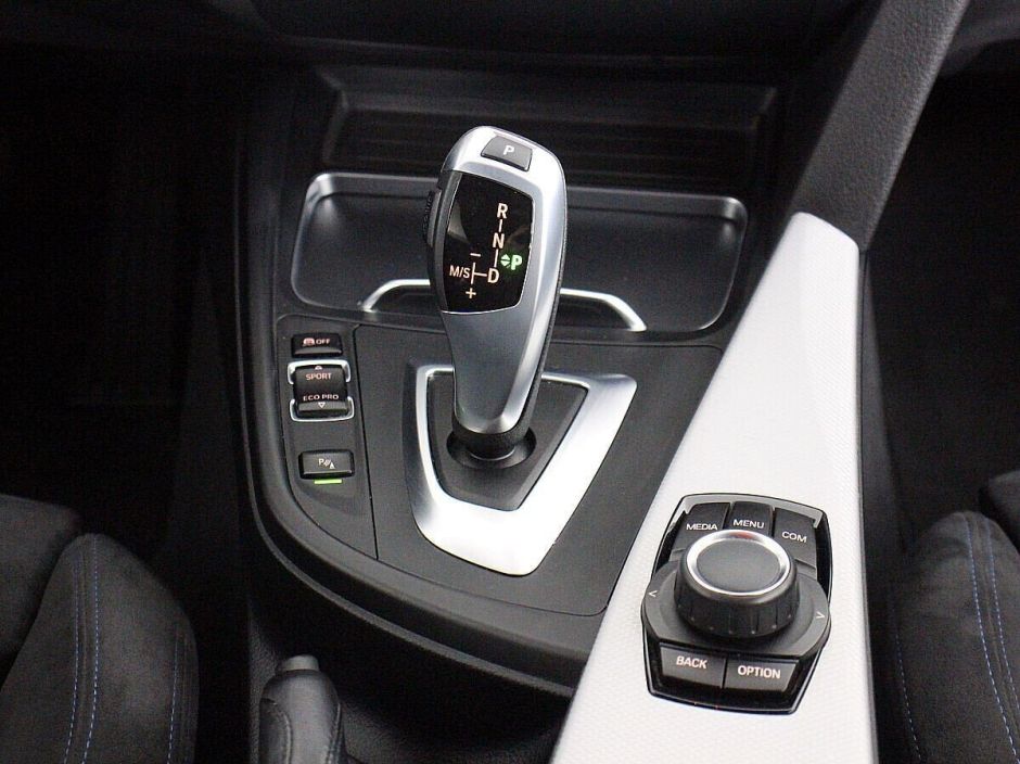 BMW 3 серии 2.0 АКПП, 2016, 91 000 км фото 8