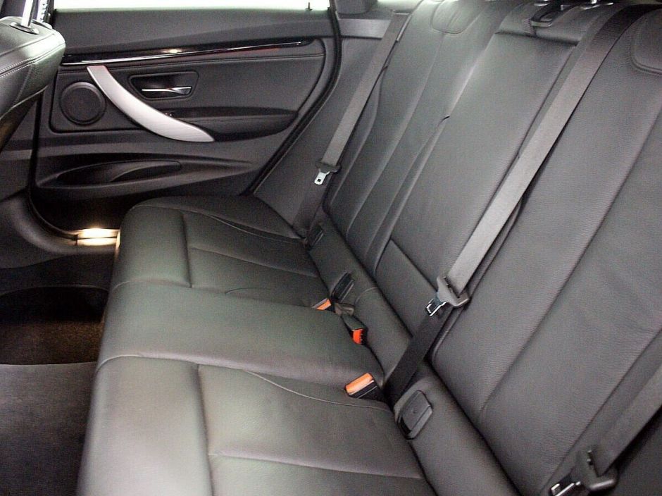 BMW 3 серии 2.0 АКПП, 2016, 89 000 км фото 9