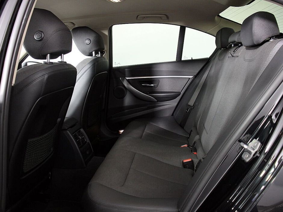 BMW 3 серии 2.0 АКПП, 2017, 72 000 км фото 9