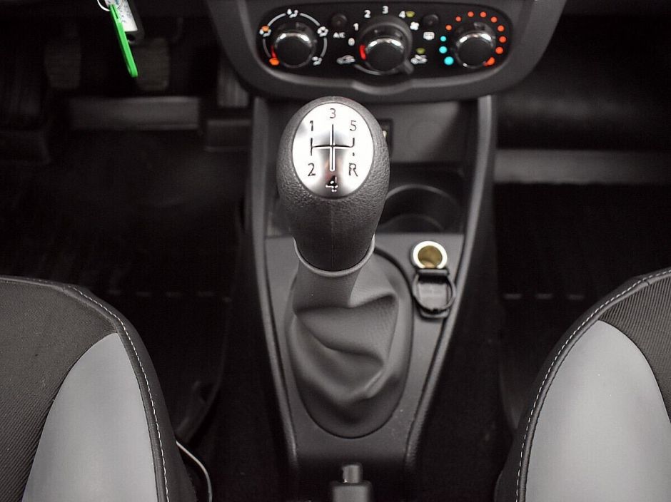 LADA (ВАЗ) Largus 1.6 МКПП, 2021, 27 000 км фото 6