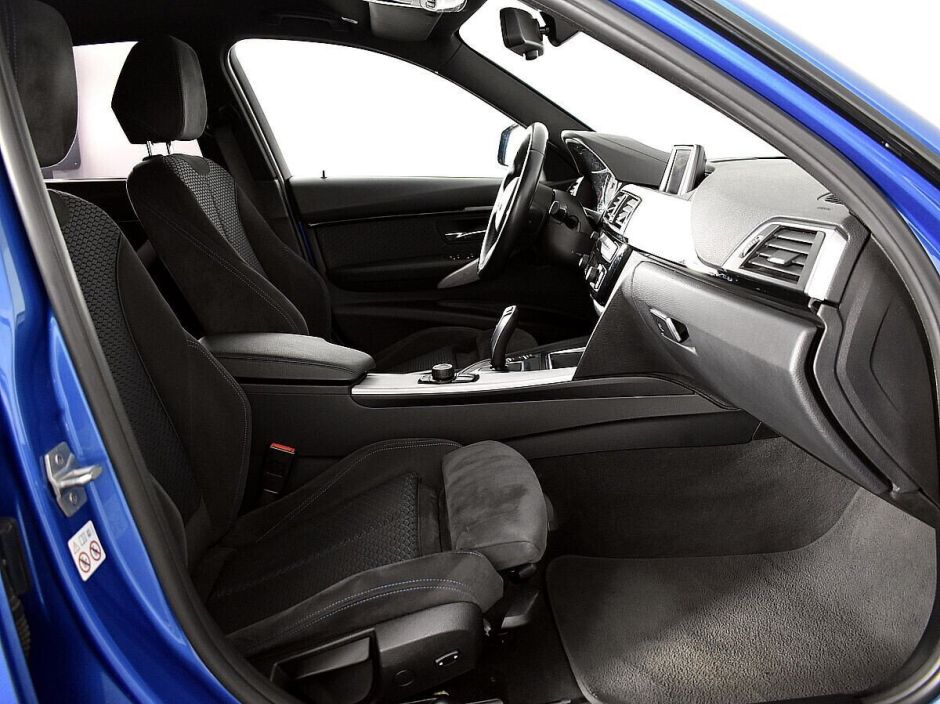 BMW 3 серии 2.0 АКПП, 2018, 61 000 км фото 7