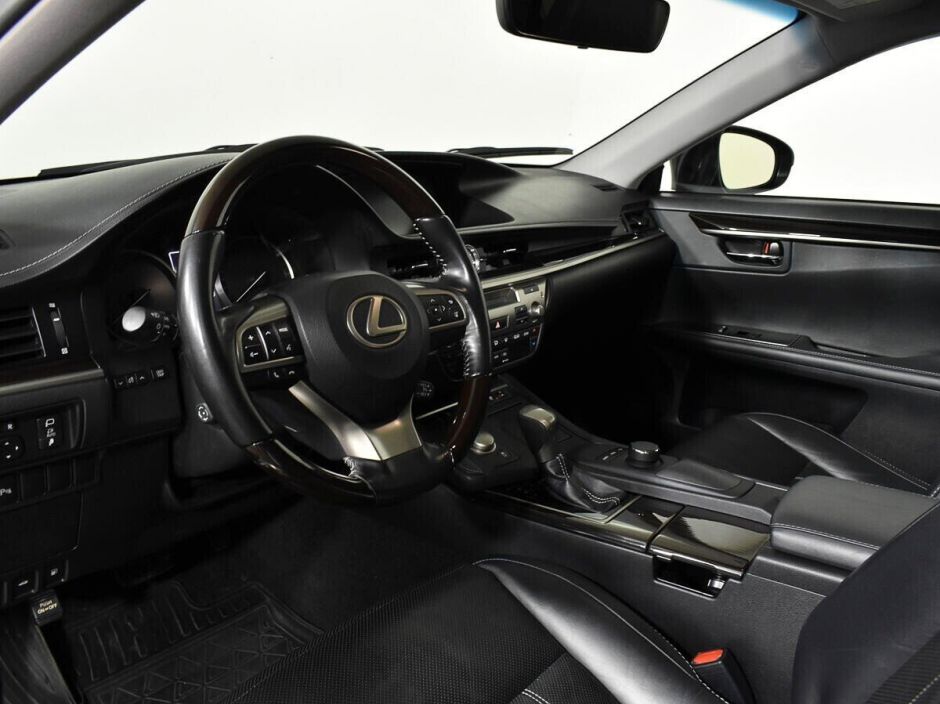 Lexus ES 2.5 АКПП, 2017, 80 000 км фото 5