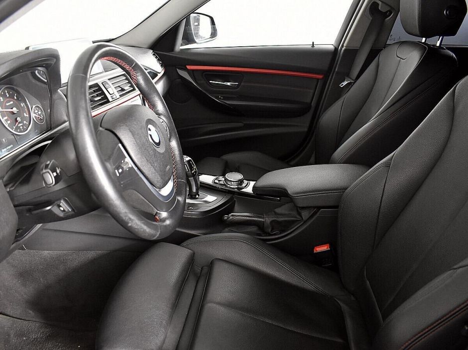 BMW 3 серии 2.0 АКПП, 2015, 107 000 км фото 3