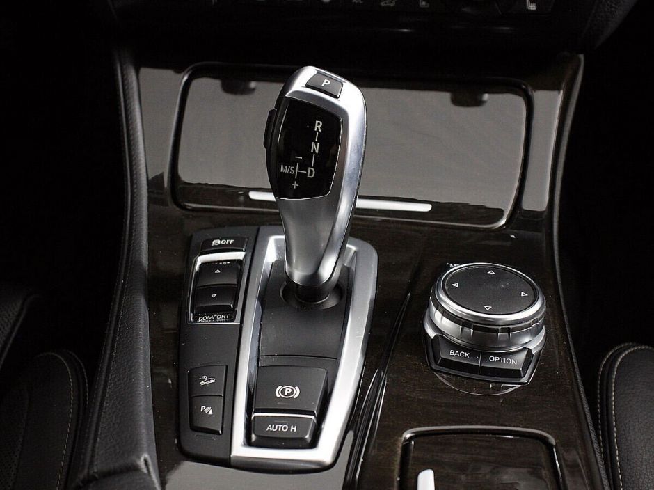 BMW 5 серии 2.0 АКПП, 2015, 108 000 км фото 9