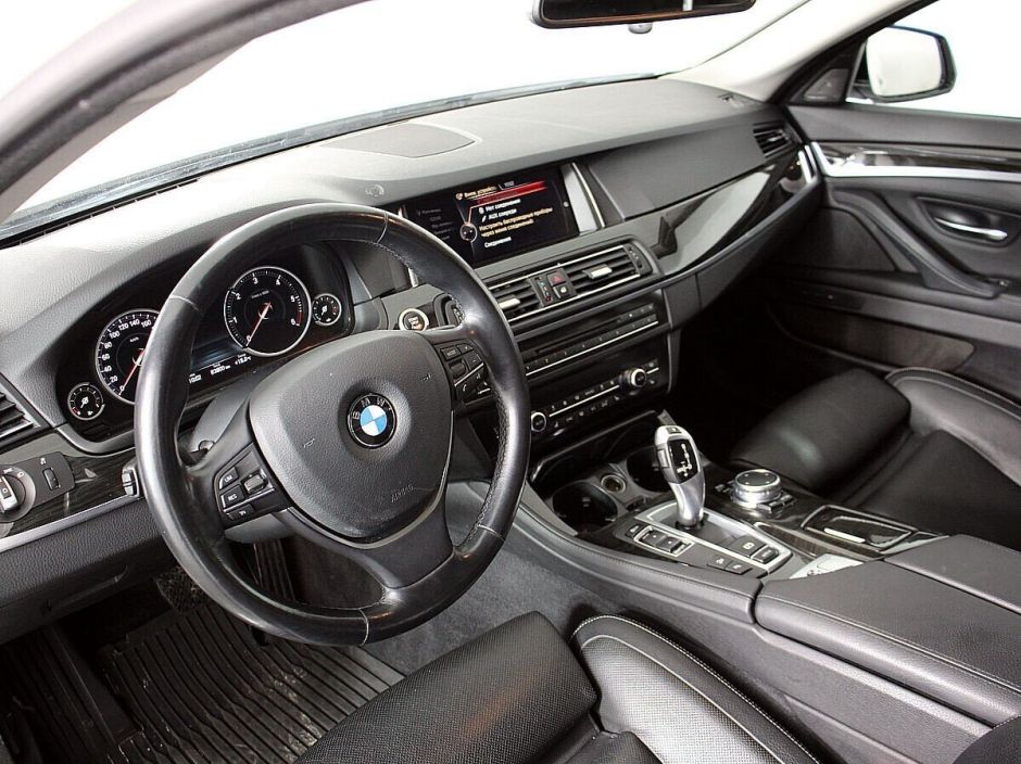 BMW 5 серии 2.0 АКПП, 2016, 86 000 км фото 4