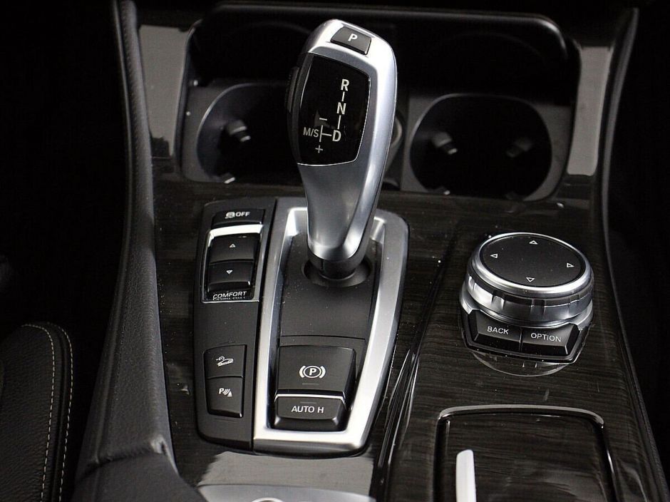 BMW 5 серии 2.0 АКПП, 2016, 86 000 км фото 8