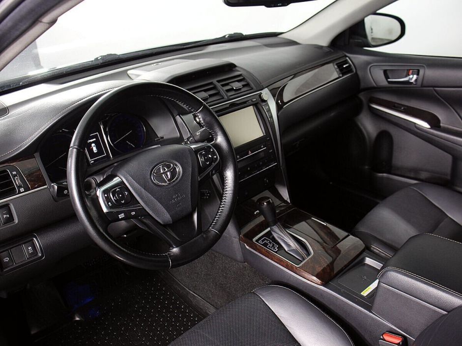 Toyota Camry 2.5 АКПП, 2017, 72 000 км фото 4