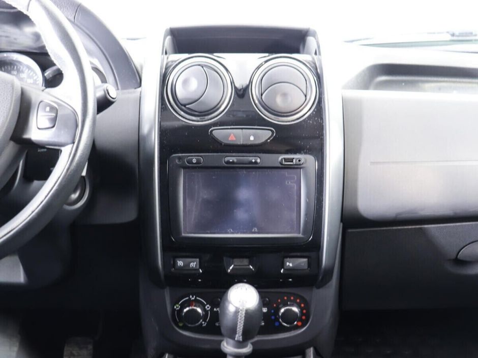 Renault Duster 1.5 МКПП, 2018, 63 000 км фото 7