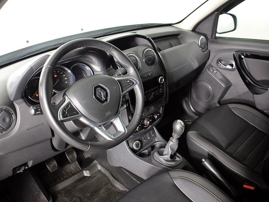 Renault Duster 2.0 МКПП, 2019, 61 000 км фото 4