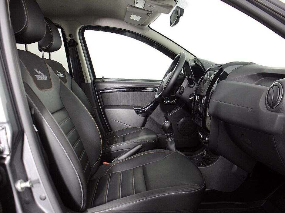 Renault Duster 2.0 МКПП, 2019, 61 000 км фото 8