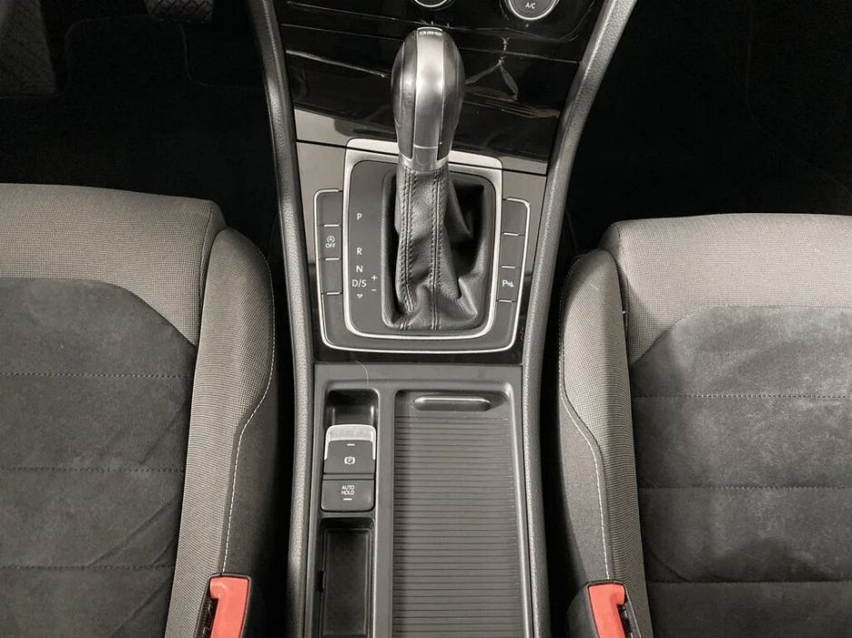 Volkswagen Golf 1.6 АКПП, 2016, 98 000 км фото 9