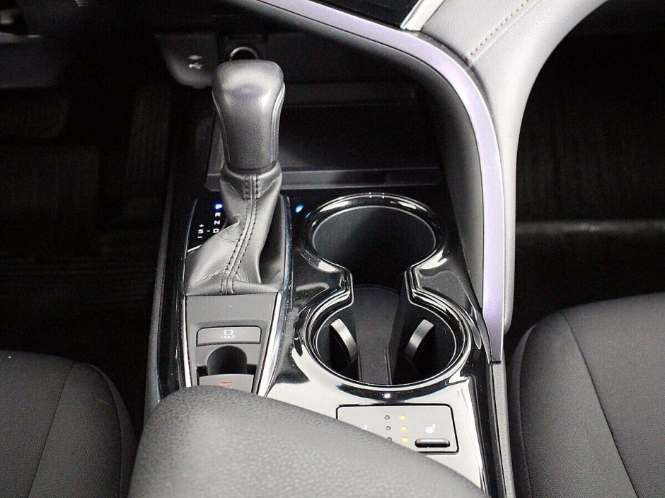 Toyota Camry 2.0 АКПП, 2019, 51 000 км фото 7