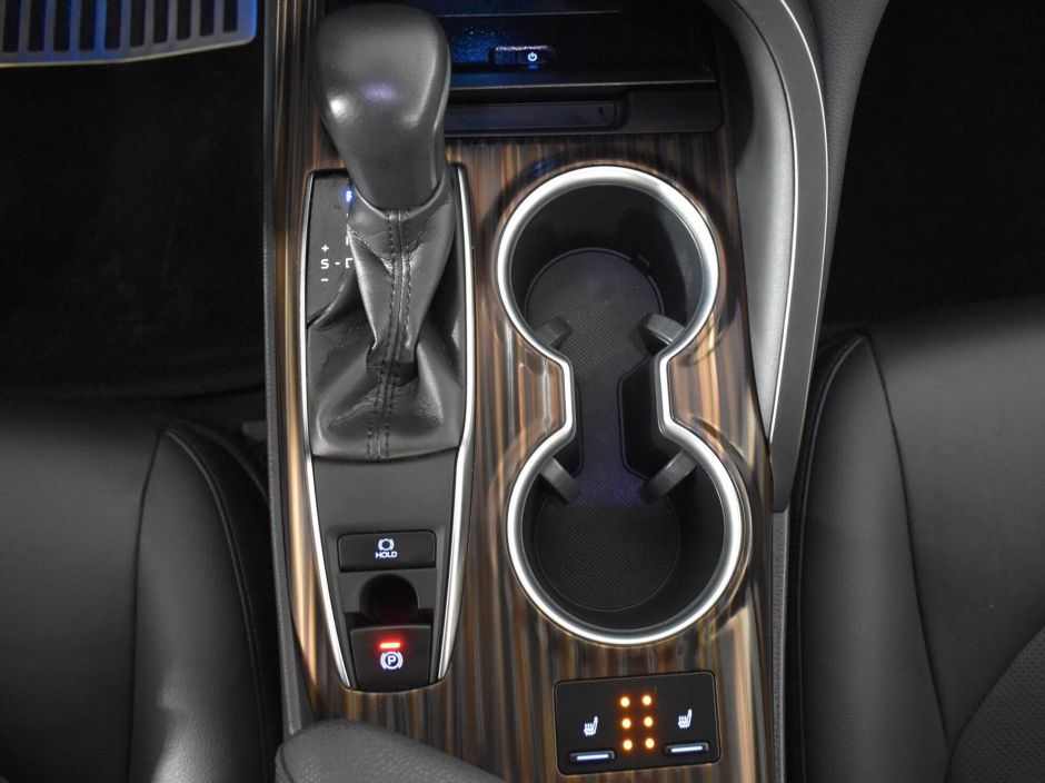 Toyota Camry 2.5 АКПП, 2019, 49 000 км фото 9