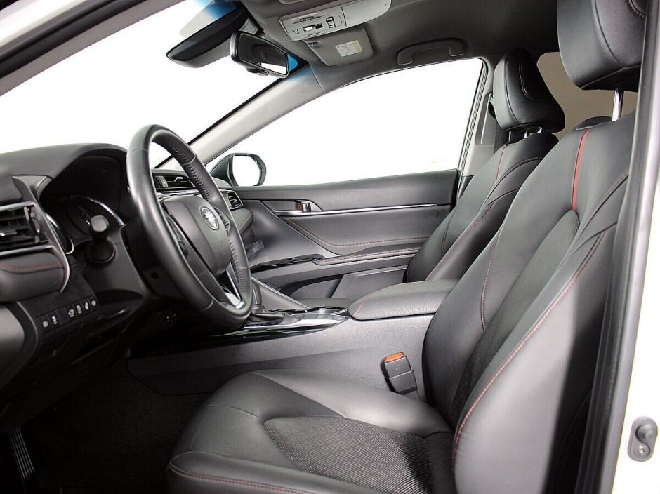 Toyota Camry 2.5 АКПП, 2020, 38 000 км фото 3