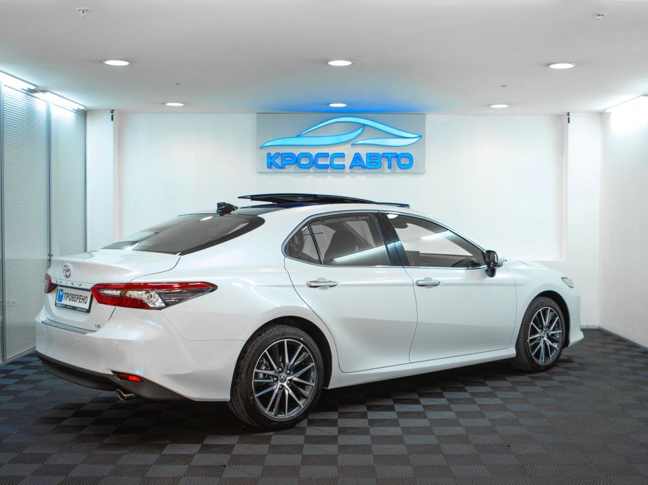Toyota Camry 3.5 АКПП, 2023, 76 км фото 2