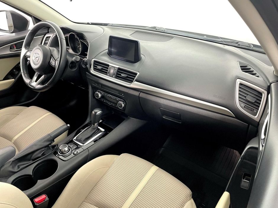 Mazda 3 1.5 АКПП, 2019, 47 000 км фото 8