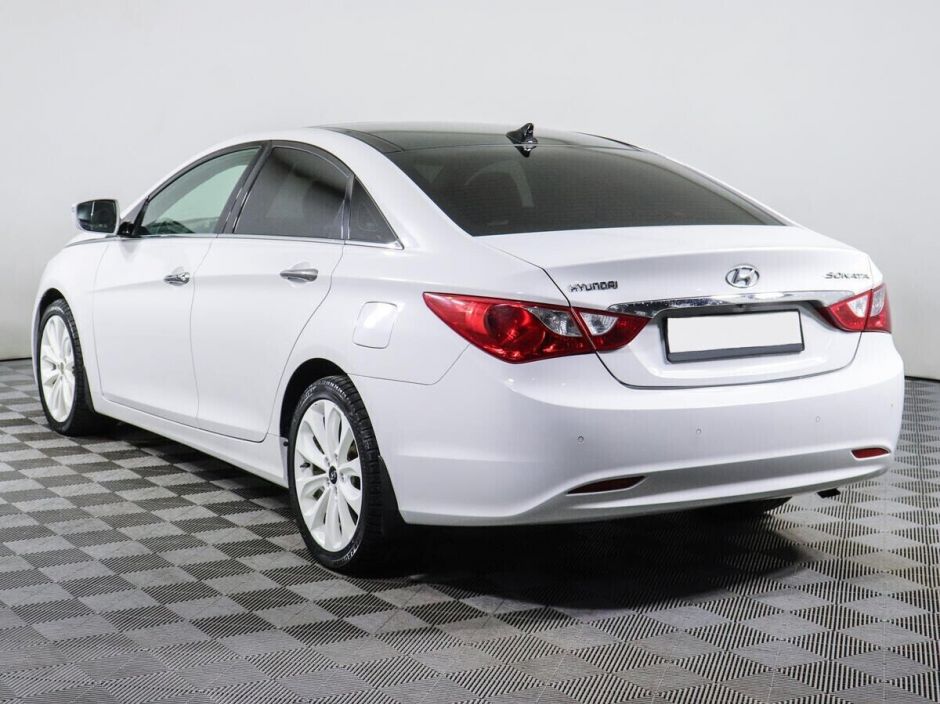 Hyundai Sonata 2.0 АКПП, 2011, 150 000 км фото 4
