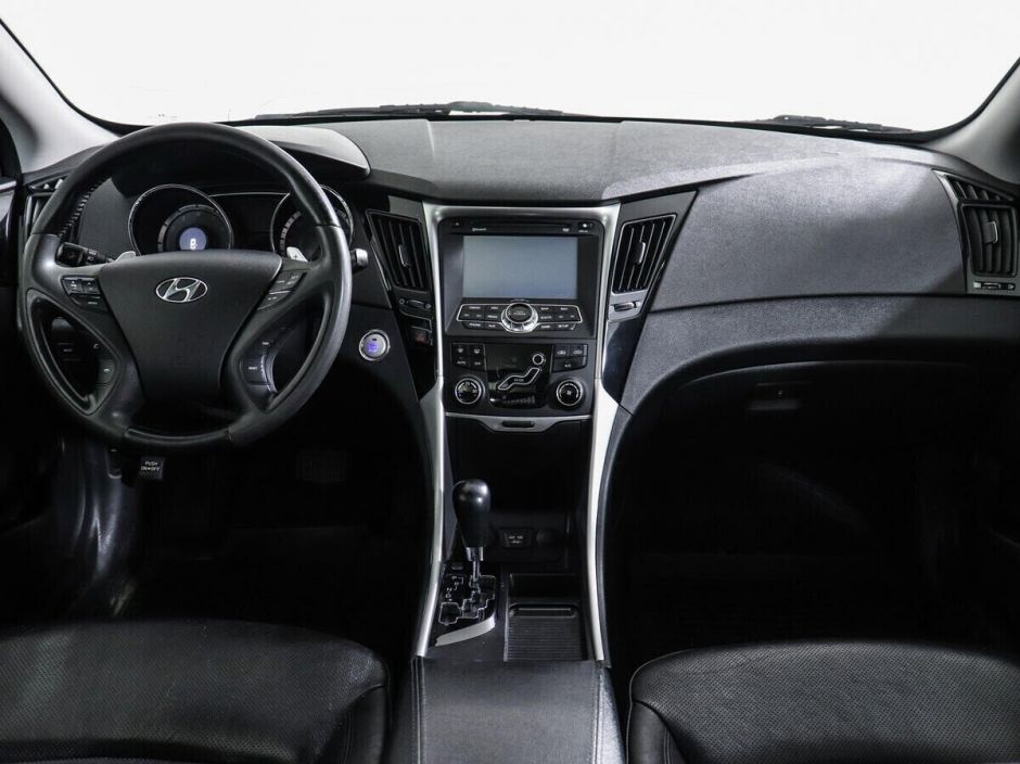 Hyundai Sonata 2.0 АКПП, 2011, 150 000 км фото 6