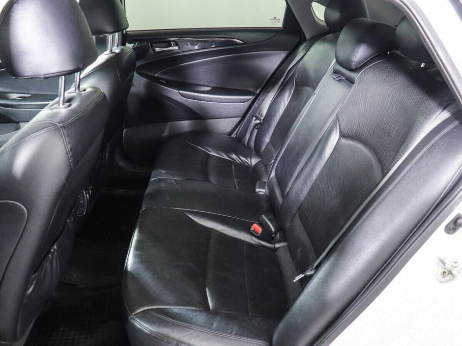 Hyundai Sonata 2.0 АКПП, 2011, 150 000 км фото 10