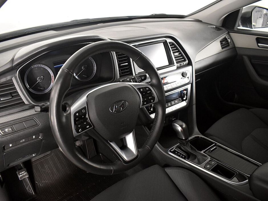 Hyundai Sonata 2.0 АКПП, 2018, 69 000 км фото 6