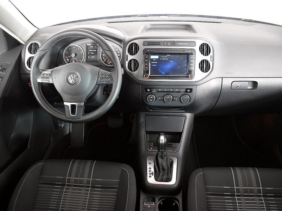 Volkswagen Tiguan 2.0 АКПП, 2014, 122 000 км фото 5