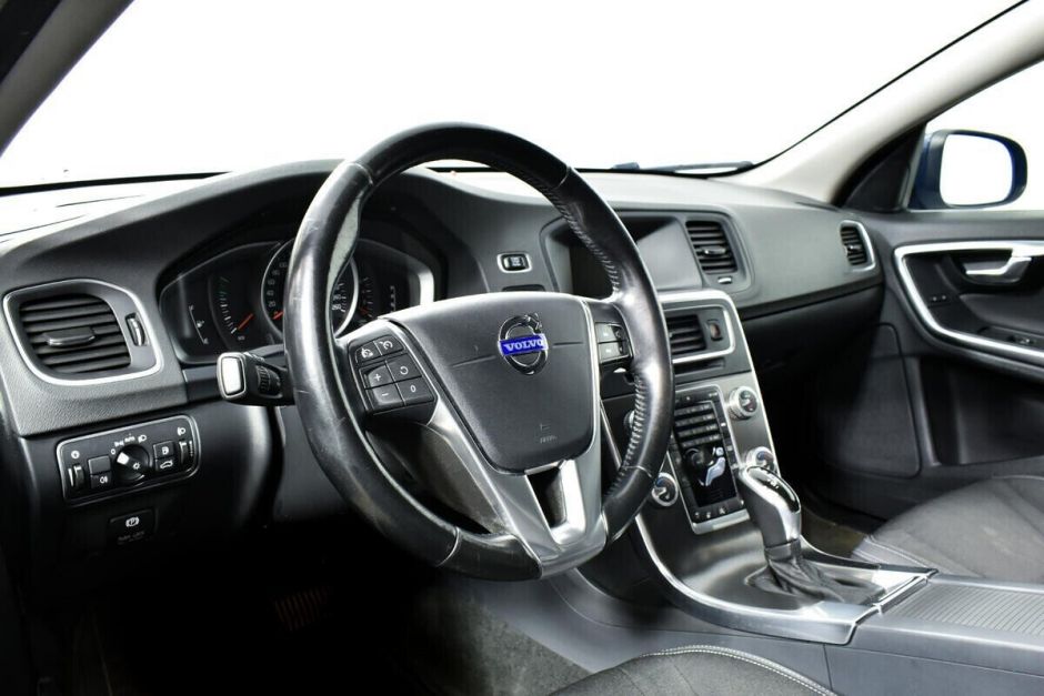 Volvo S60 2.5 АКПП, 2014, 120 000 км фото 3