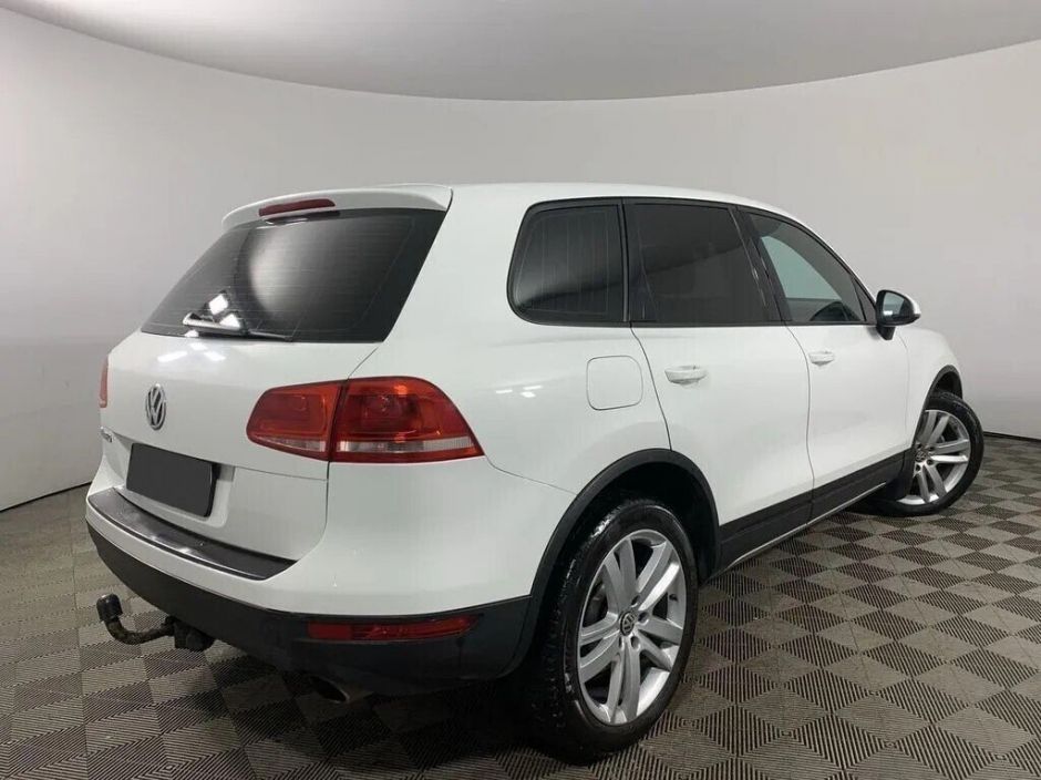 Volkswagen Touareg 3.6 АКПП, 2012, 131 000 км фото 2