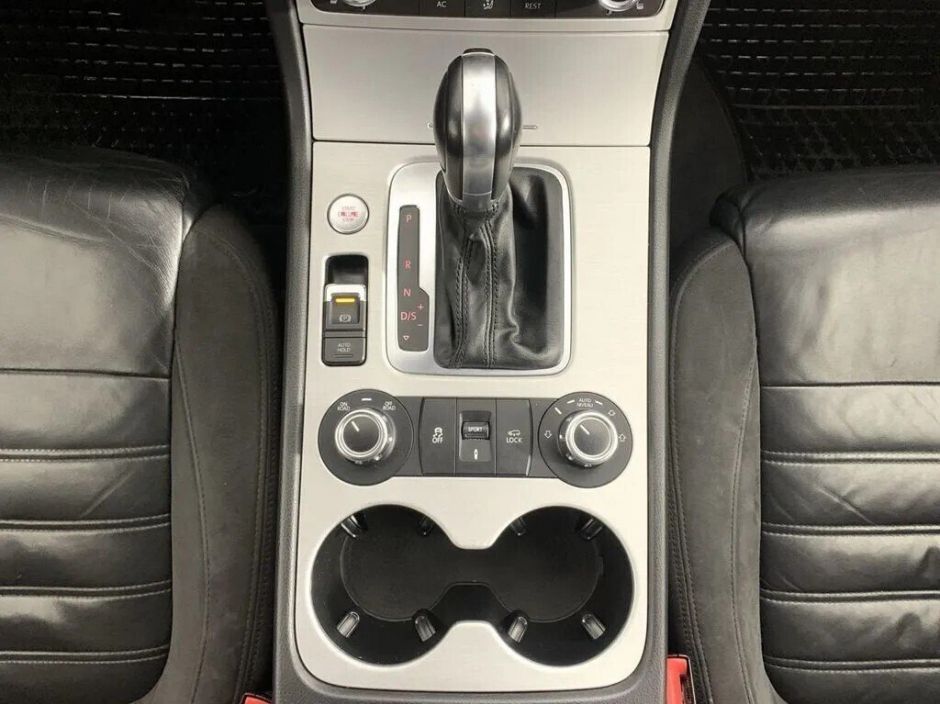 Volkswagen Touareg 3.6 АКПП, 2012, 131 000 км фото 6