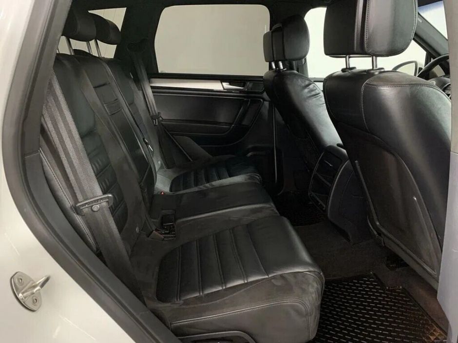 Volkswagen Touareg 3.6 АКПП, 2012, 131 000 км фото 8