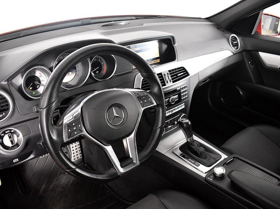 Mercedes-Benz C-Класс 1.8 АКПП, 2011, 154 000 км фото 4