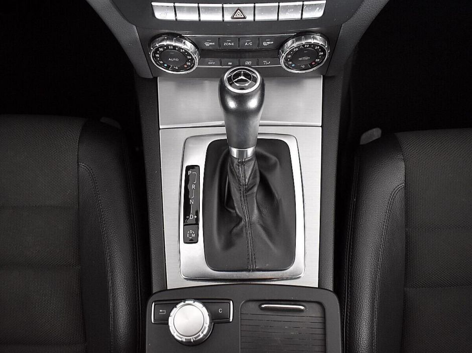 Mercedes-Benz C-Класс 1.8 АКПП, 2012, 131 000 км фото 7