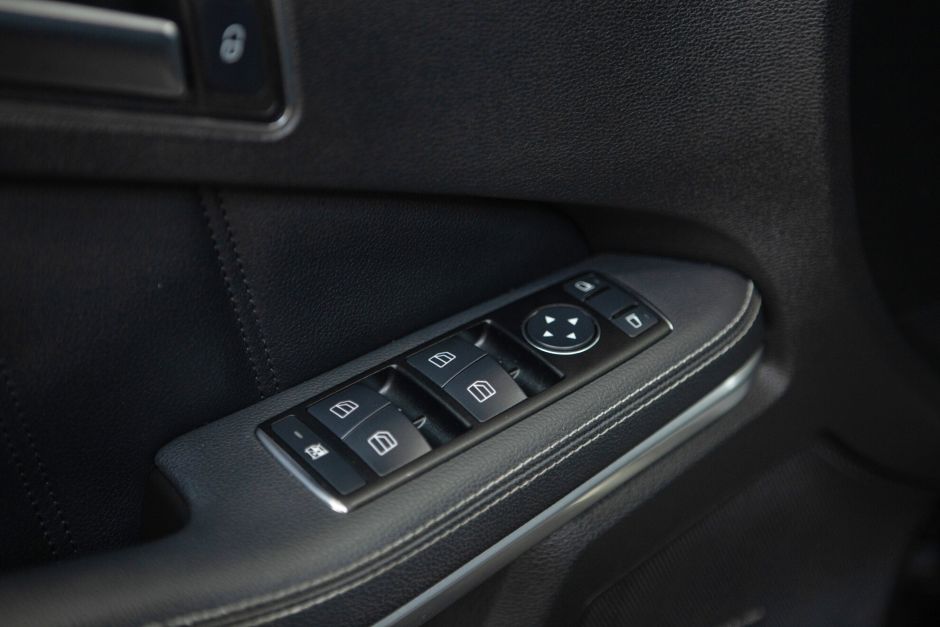 Mercedes-Benz E-Класс 1.8 АКПП, 2011, 156 000 км фото 15