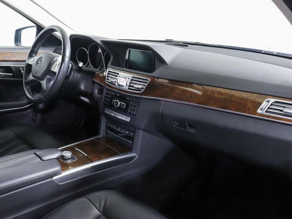 Mercedes-Benz E-Класс 3.5 АКПП, 2015, 106 000 км фото 8