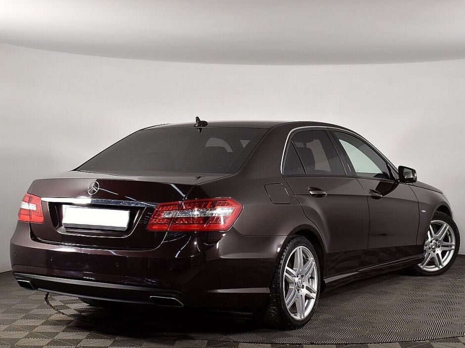 Mercedes-Benz E-Класс 1.8 АКПП, 2012, 135 000 км фото 2