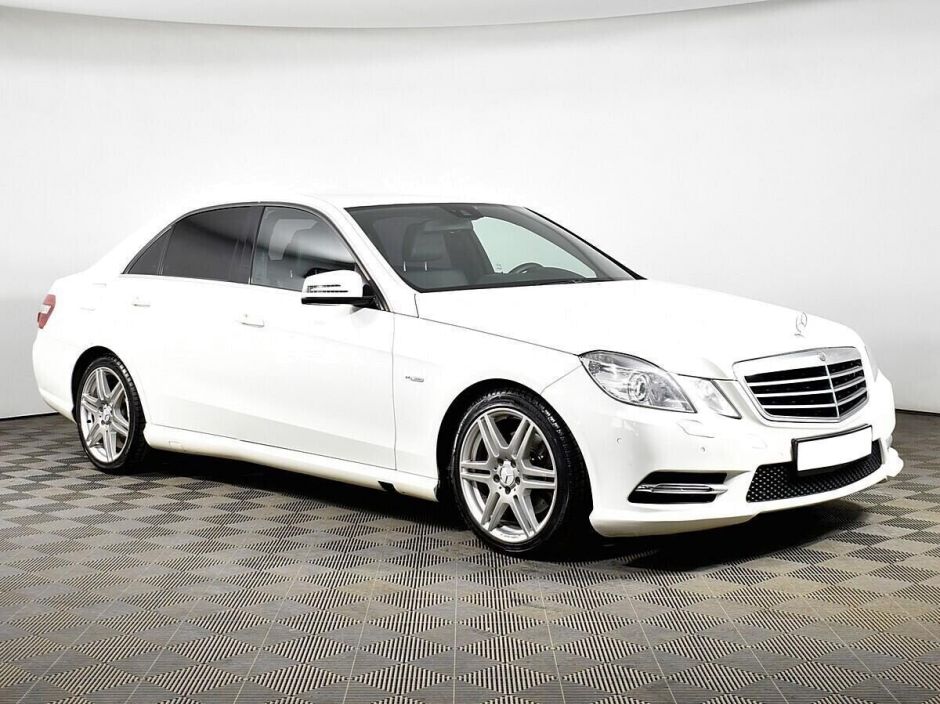 Mercedes-Benz E-Класс 1.8 АКПП, 2012, 131 000 км фото 3