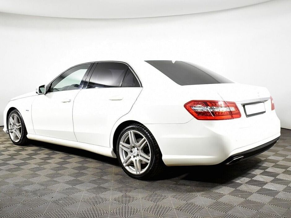 Mercedes-Benz E-Класс 1.8 АКПП, 2012, 131 000 км фото 4