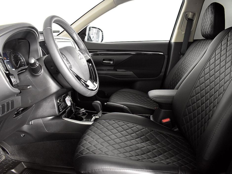 Mitsubishi Outlander 2.0 CVT, 2020, 35 000 км фото 3