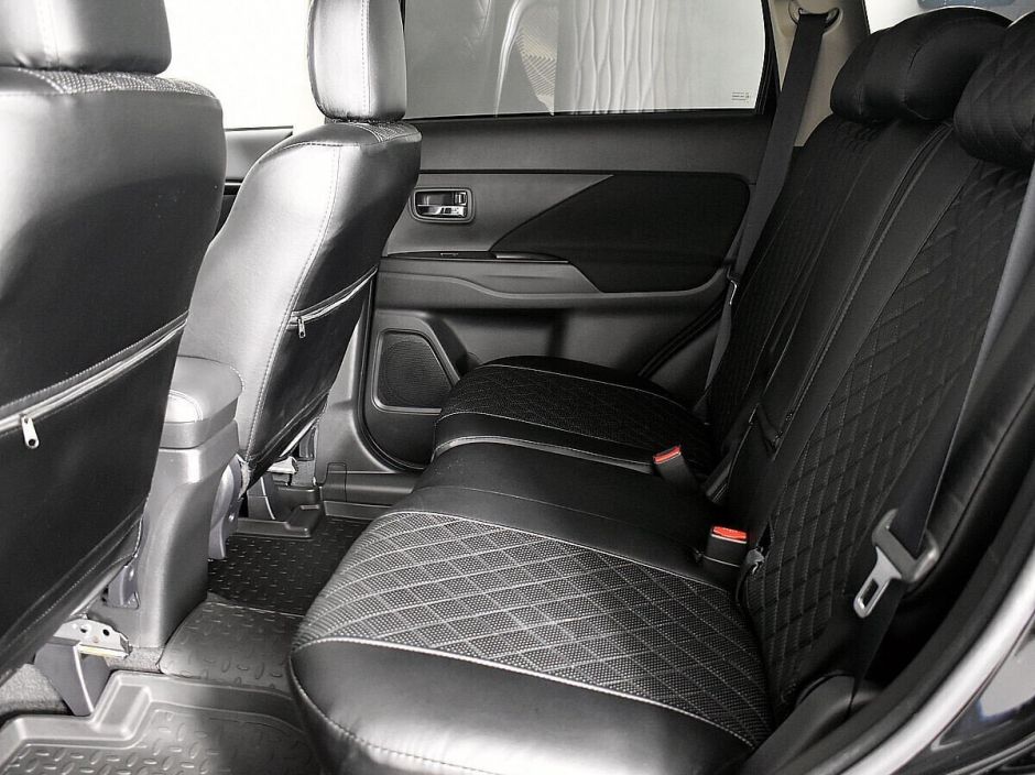 Mitsubishi Outlander 2.0 CVT, 2020, 35 000 км фото 10