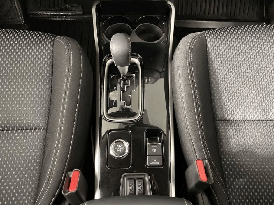 Mitsubishi Outlander 2.0 CVT, 2020, 35 000 км фото 7