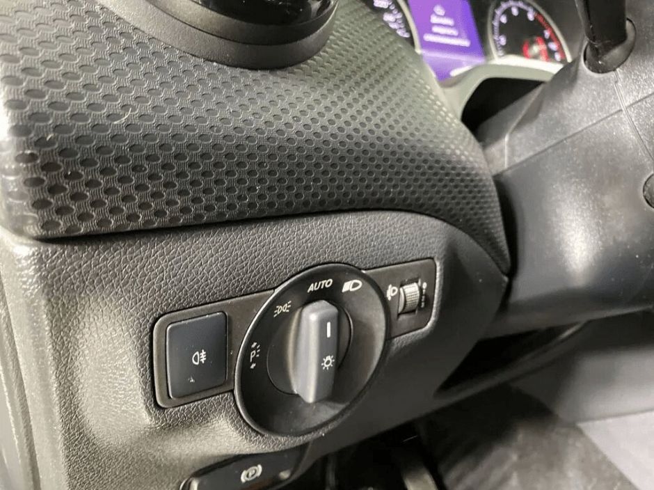 Mercedes-Benz A-Класс 1.6 РКПП, 2017, 72 000 км фото 4