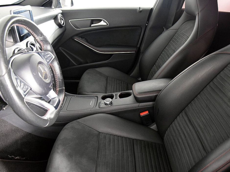 Mercedes-Benz CLA 2.0 РКПП, 2015, 104 000 км фото 3