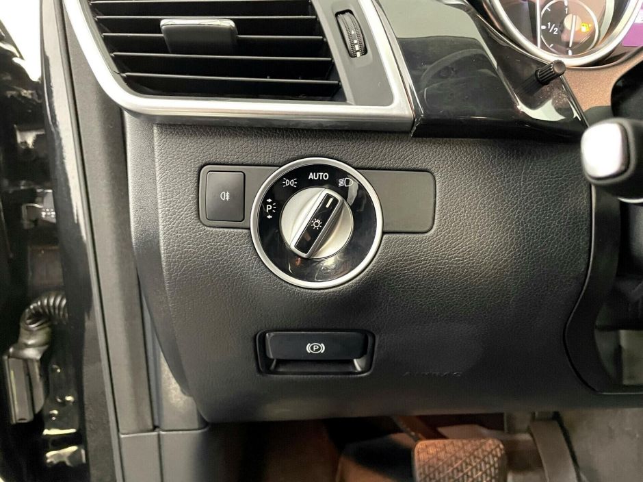 Mercedes-Benz M-Класс 3.5 АКПП, 2012, 131 000 км фото 7