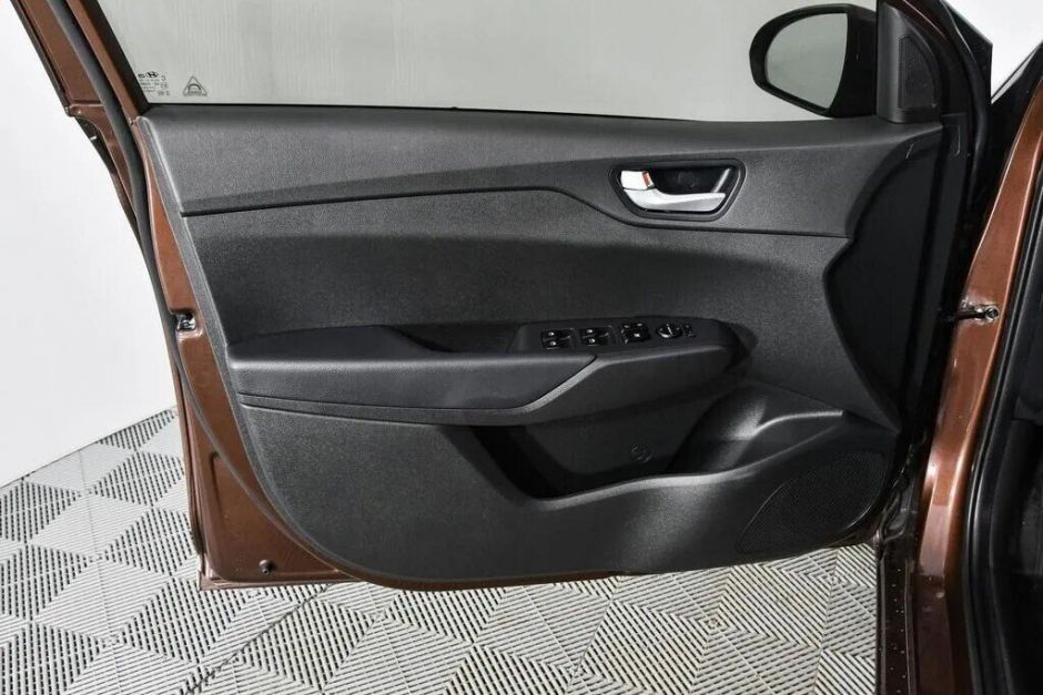 Hyundai Solaris 1.6 АКПП, 2021, 31 000 км фото 3