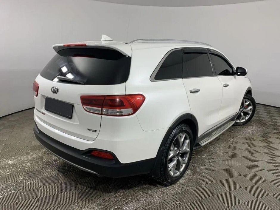 Kia Sorento 3.3 АКПП, 2015, 100 000 км фото 2