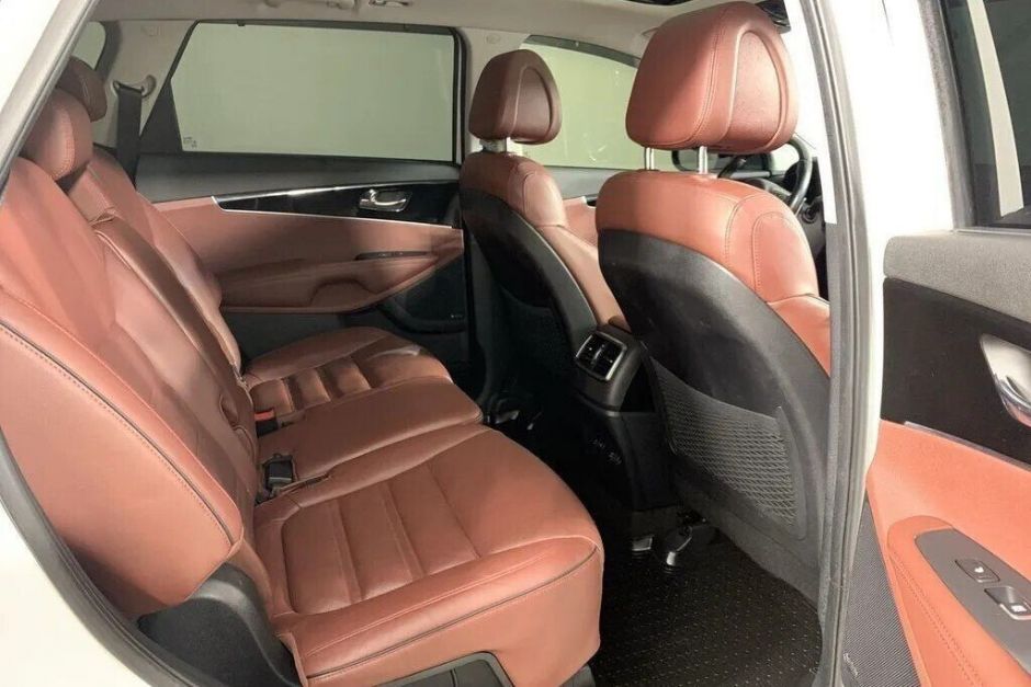 Kia Sorento 3.3 АКПП, 2015, 100 000 км фото 12