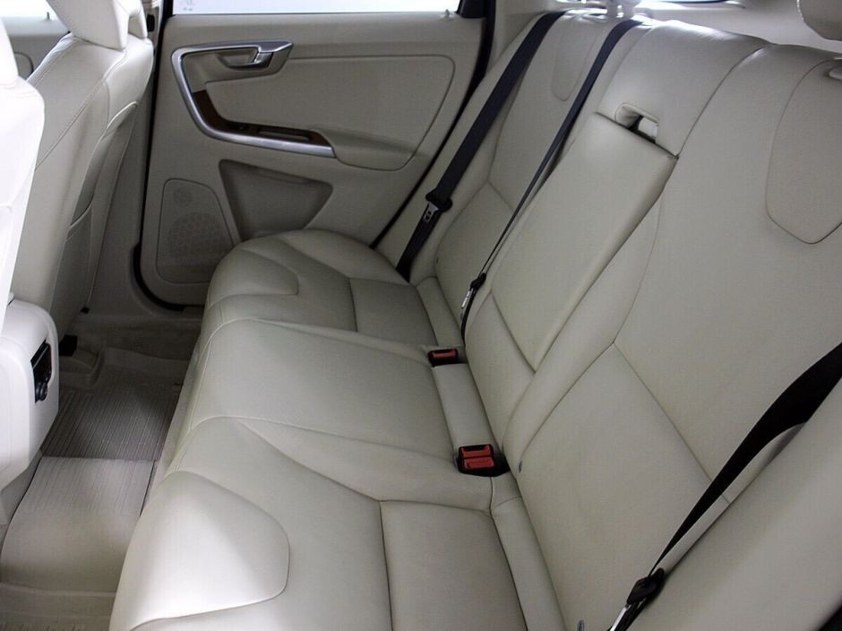 Volvo XC60 2.4 АКПП, 2013, 127 000 км фото 10