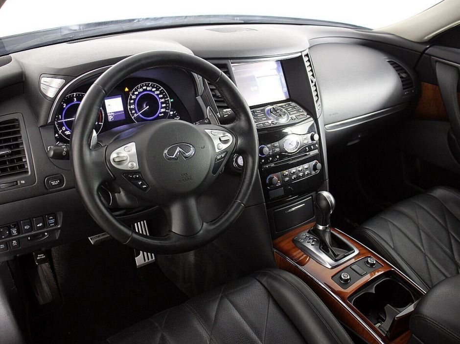 Infiniti QX70 3.0 АКПП, 2015, 106 000 км фото 4